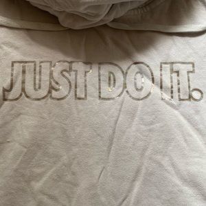 Nike women’s hoodie